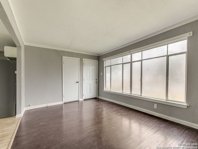 518 W ACADEMY ST, San Antonio, TX 78226