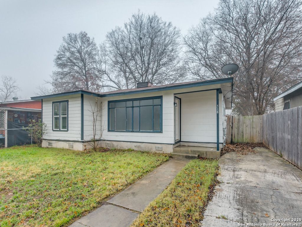 518 W ACADEMY ST, San Antonio, TX 78226