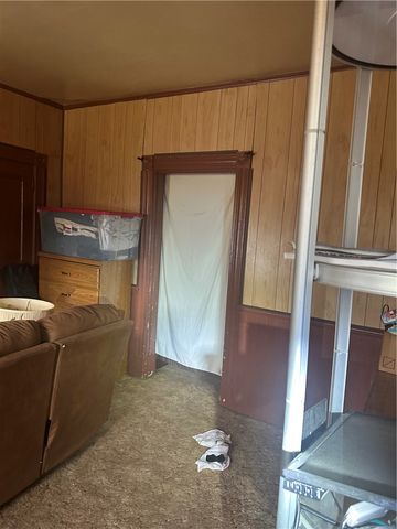 1219 Itin Street, Spring Hill, PA 15212