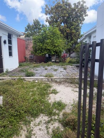 634 SW 10th Avenue, Miami, FL 33130