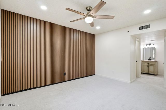 4444 E PARADISE VILLAGE Parkway N 252, Phoenix, AZ 85032