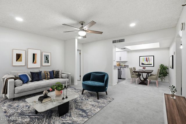 4444 E PARADISE VILLAGE Parkway N 252, Phoenix, AZ 85032