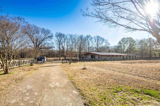 5110 REYNOLDS RD, Collierville, TN 38017