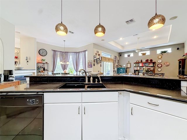 10301 FOX SPARROW AVENUE, Weeki Wachee, FL 34613