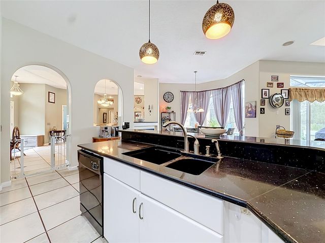 10301 FOX SPARROW AVENUE, Weeki Wachee, FL 34613