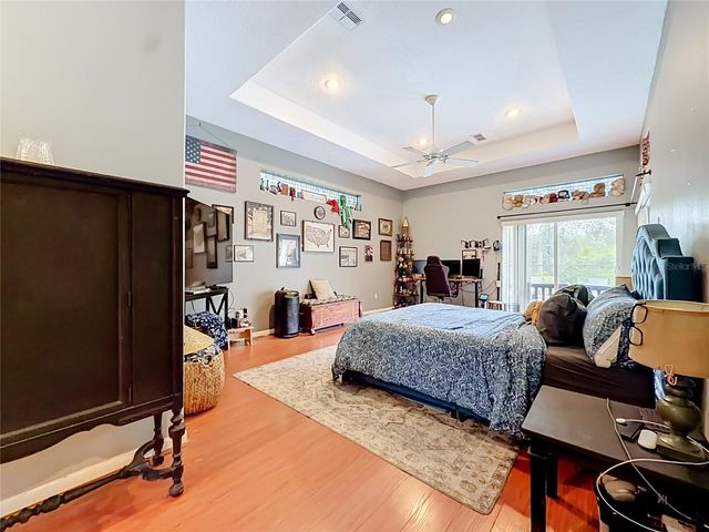 10301 FOX SPARROW AVENUE, Weeki Wachee, FL 34613