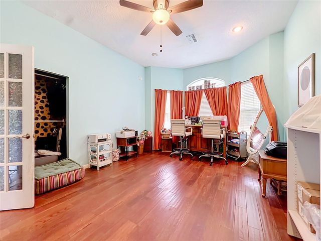 10301 FOX SPARROW AVENUE, Weeki Wachee, FL 34613