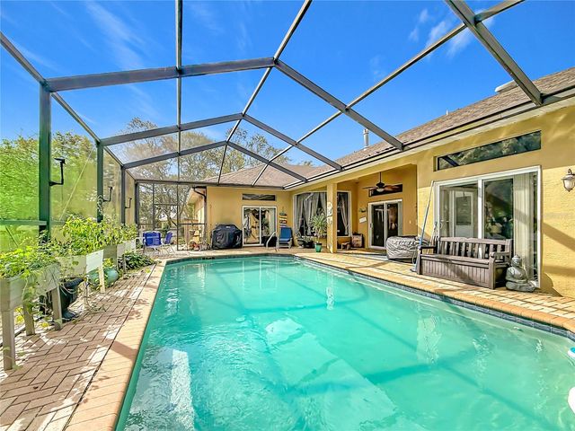10301 FOX SPARROW AVENUE, Weeki Wachee, FL 34613