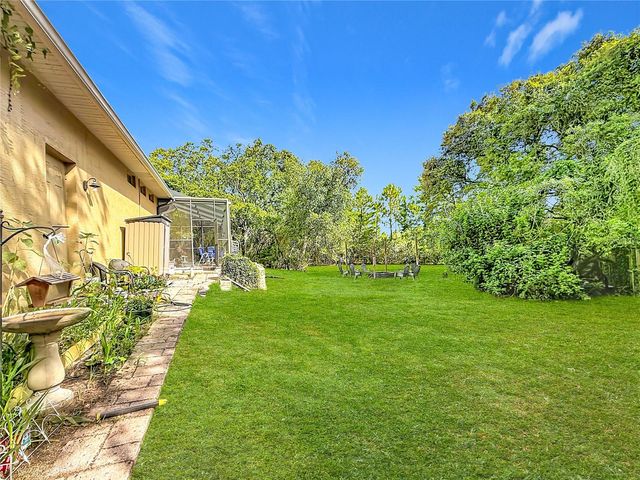 10301 FOX SPARROW AVENUE, Weeki Wachee, FL 34613