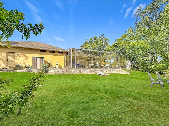 10301 FOX SPARROW AVENUE, Weeki Wachee, FL 34613
