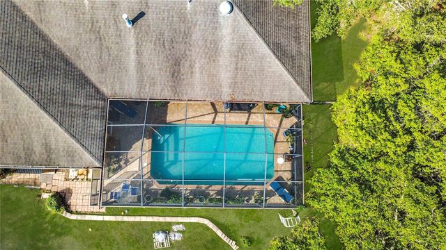 10301 FOX SPARROW AVENUE, Weeki Wachee, FL 34613