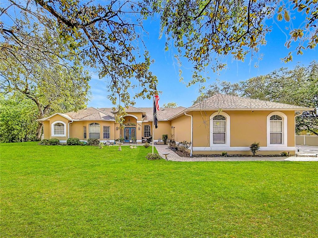 10301 FOX SPARROW AVENUE, Weeki Wachee, FL 34613