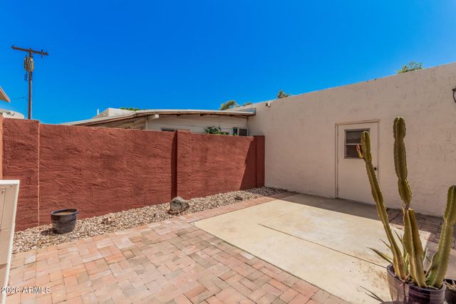 5314 N LAS CASITAS Place, Phoenix, AZ 85016