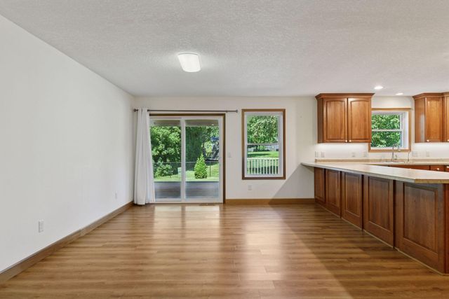 428 St Peter Avenue, Delano, MN 55328