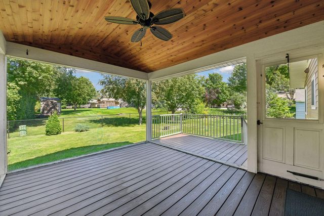 428 St Peter Avenue, Delano, MN 55328