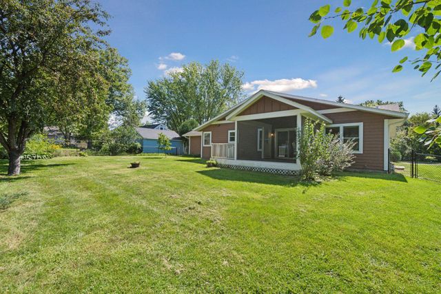 428 St Peter Avenue, Delano, MN 55328