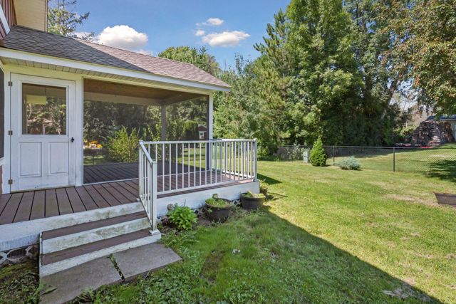 428 St Peter Avenue, Delano, MN 55328