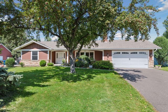 428 St Peter Avenue, Delano, MN 55328