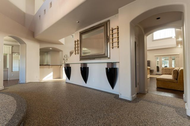 8067 E Belmont Avenue, Fresno, CA 93737