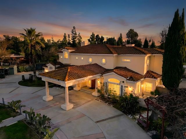 8067 E Belmont Avenue, Fresno, CA 93737