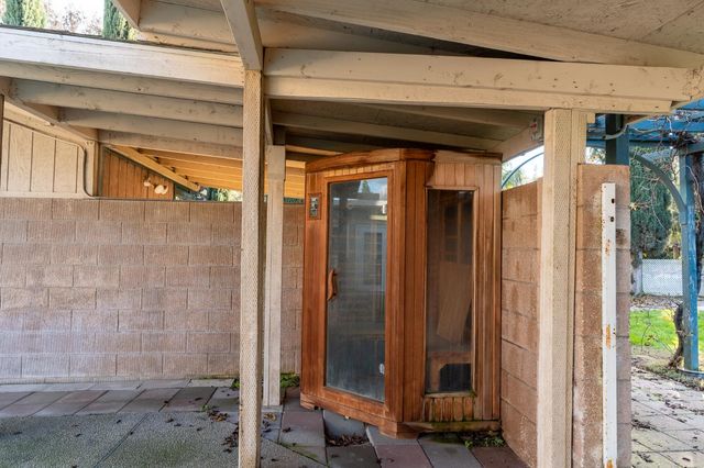 8067 E Belmont Avenue, Fresno, CA 93737