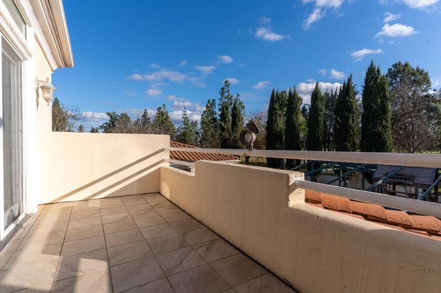 8067 E Belmont Avenue, Fresno, CA 93737