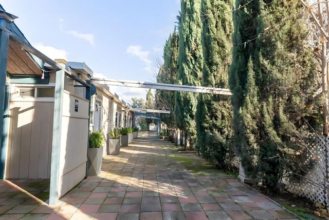 8067 E Belmont Avenue, Fresno, CA 93737