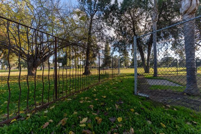 8067 E Belmont Avenue, Fresno, CA 93737