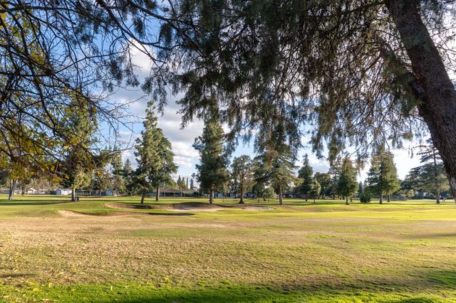 8067 E Belmont Avenue, Fresno, CA 93737