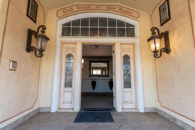 8067 E Belmont Avenue, Fresno, CA 93737