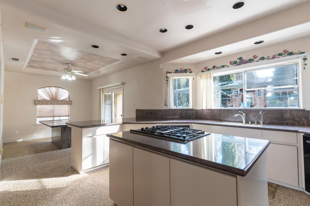 Image 50 of property listing at 8067 E Belmont Avenue, Fresno, CA 93737