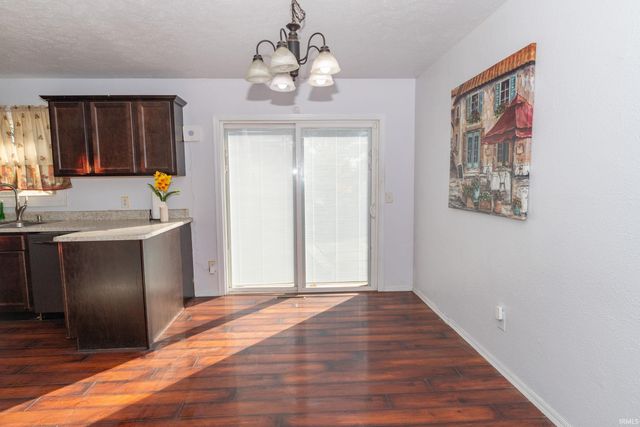 2734 Arrowhead Drive, South Bend, IN 46628