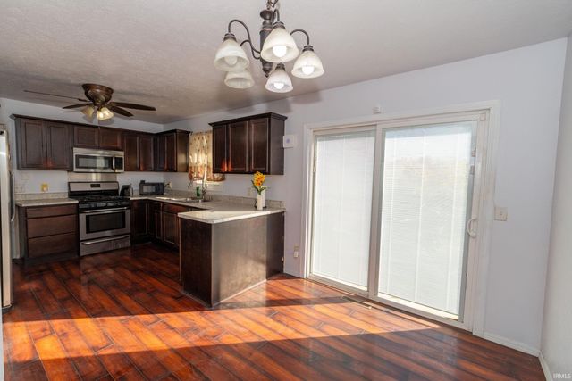 2734 Arrowhead Drive, South Bend, IN 46628