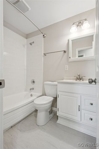 8238 Lansdowne Rd, Mechanicsville, VA 23116
