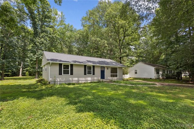 8238 Lansdowne Rd, Mechanicsville, VA 23116