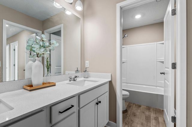 6548 Genevieve Trail S, Cottage Grove, MN 55016