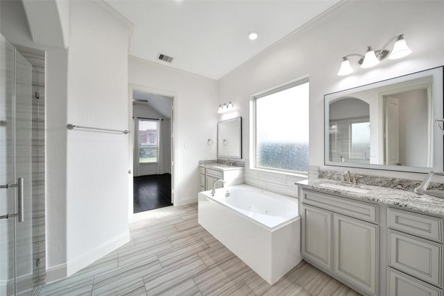 11030 Sarah Bluff Lane, Cypress, TX 77433