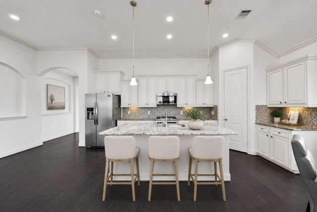 11030 Sarah Bluff Lane, Cypress, TX 77433
