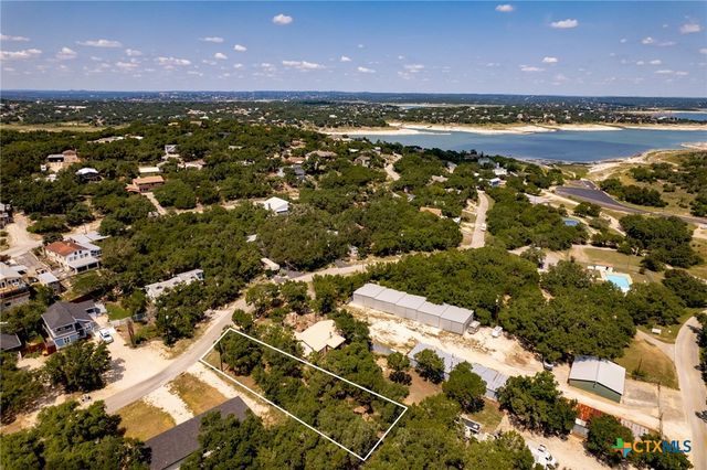 1381 Hillcrest Forest, Canyon Lake, TX 78133