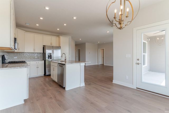 3163 Goswell Drive, Newburgh, IN 47630