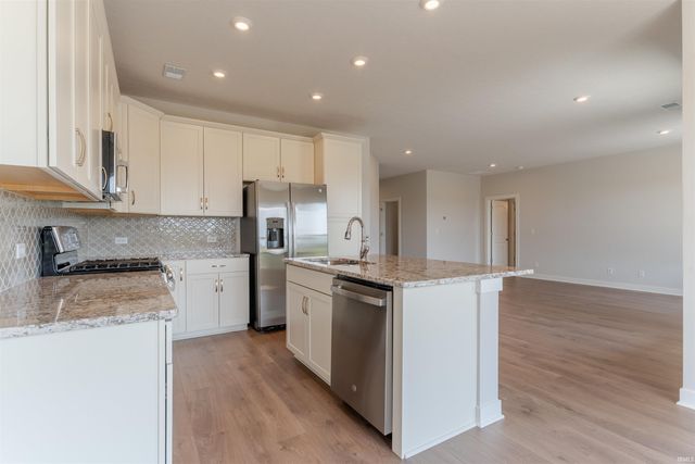 3163 Goswell Drive, Newburgh, IN 47630