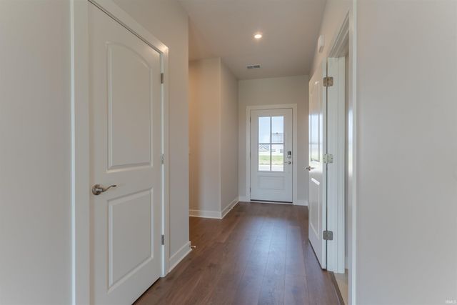 3163 Goswell Drive, Newburgh, IN 47630
