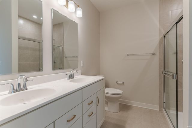 3163 Goswell Drive, Newburgh, IN 47630