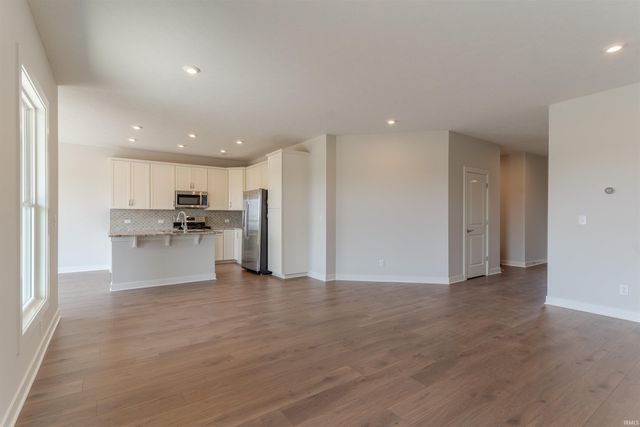 3163 Goswell Drive, Newburgh, IN 47630