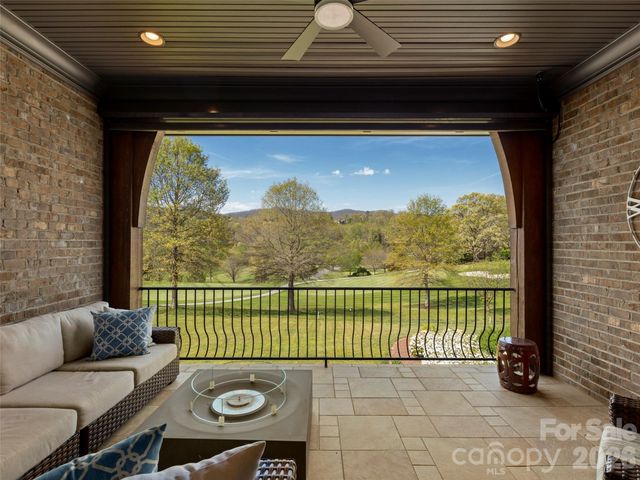 14 Golfside Court, Arden, NC 28704