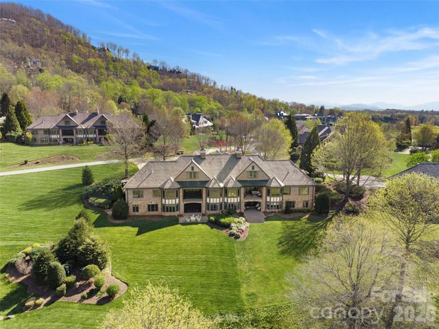 14 Golfside Court, Arden, NC 28704