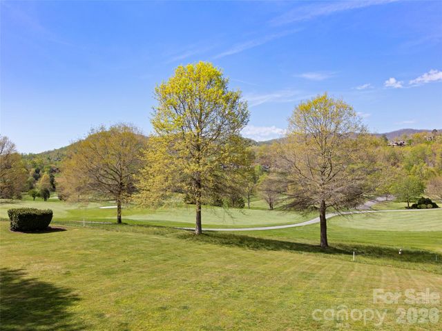 14 Golfside Court, Arden, NC 28704