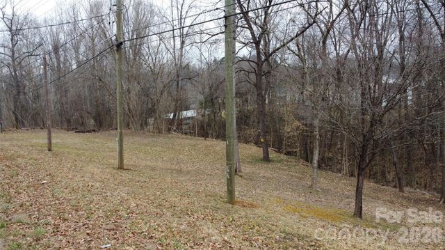 2542 S Nc Hwy 127 Highway, Hickory, NC 28602