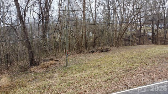 2542 S Nc Hwy 127 Highway, Hickory, NC 28602