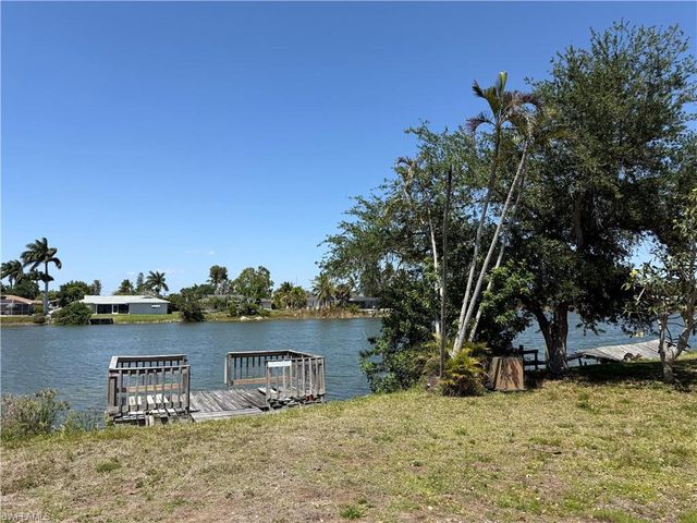 15910 LAKE CANDLEWOOD DR, Fort Myers, FL 33907